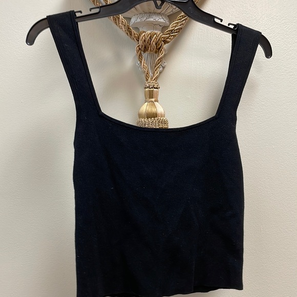 New Women’s Maeve Back-Bow Sweater Tank By Anthropologie!!🔥🔥🔥 - Picture 5 of 11